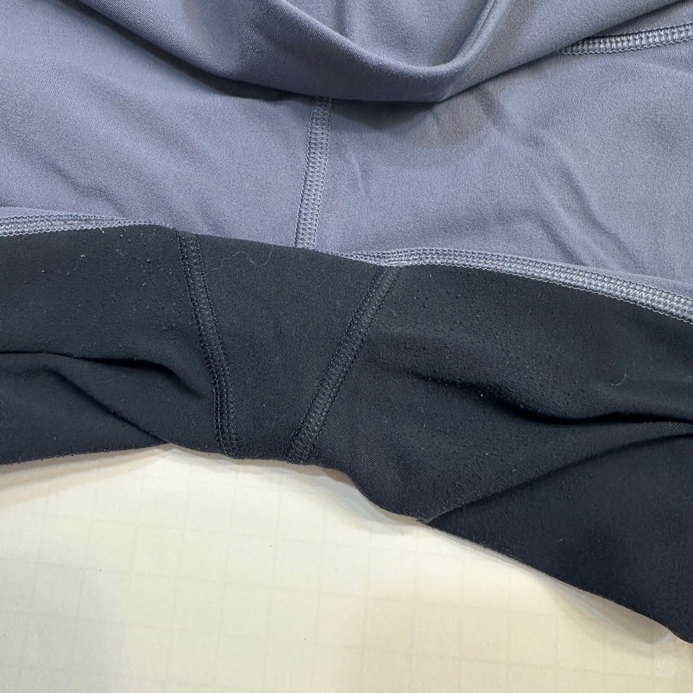 Athleta Horizon Scallop Capri Stormy Sky Small - Picture 6 of 12